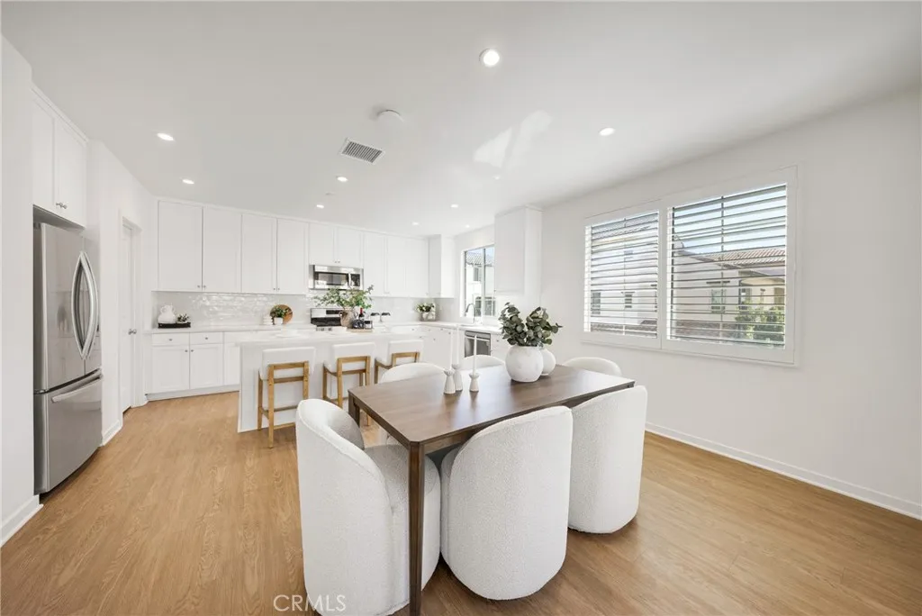 716 Spring Garden, Irvine, California 92618 home-pic-13
