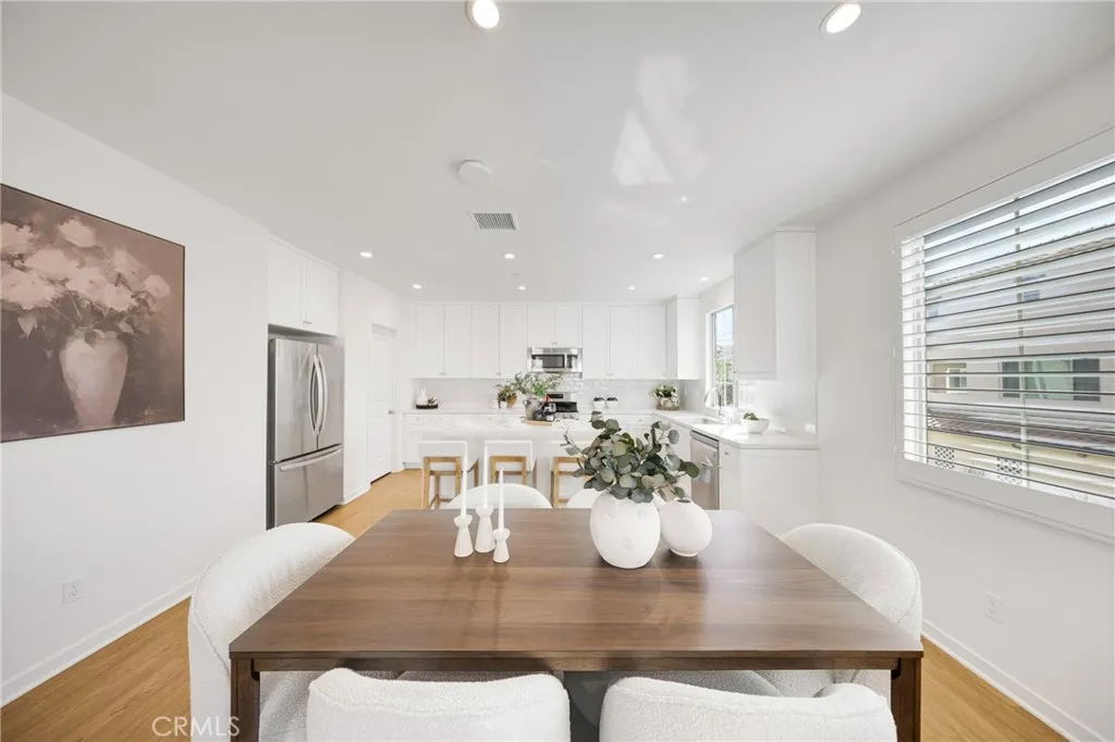 716 Spring Garden, Irvine, California 92618 home-pic-14