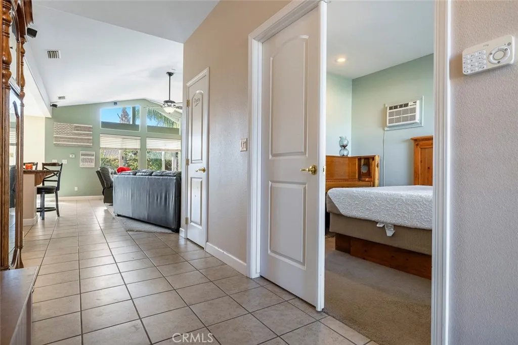 308 San Ramon Court, Coalinga, California 93210 home-pic-8
