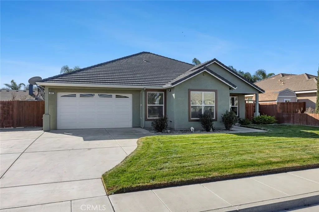 308 San Ramon Court, Coalinga, California 93210 home-pic-3