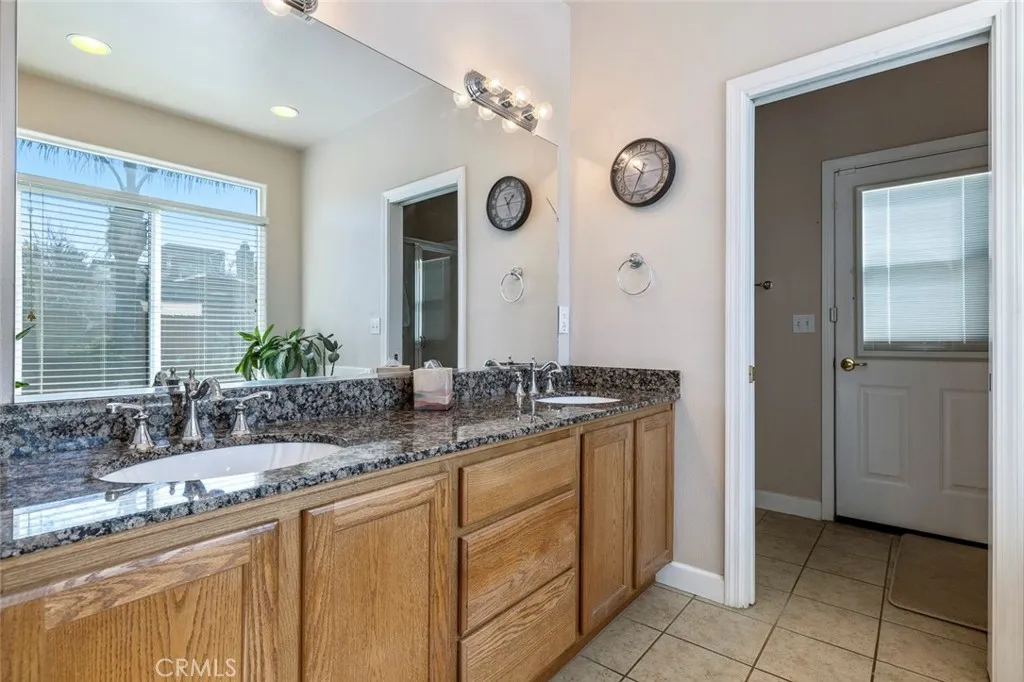 308 San Ramon Court, Coalinga, California 93210 home-pic-32