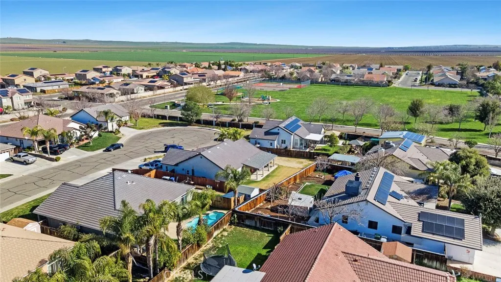 308 San Ramon Court, Coalinga, California 93210 home-pic-61