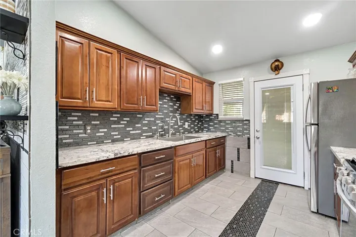 3336 N Lafayette, Fresno, California 93705