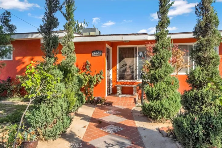 3336 N Lafayette, Fresno, California 93705