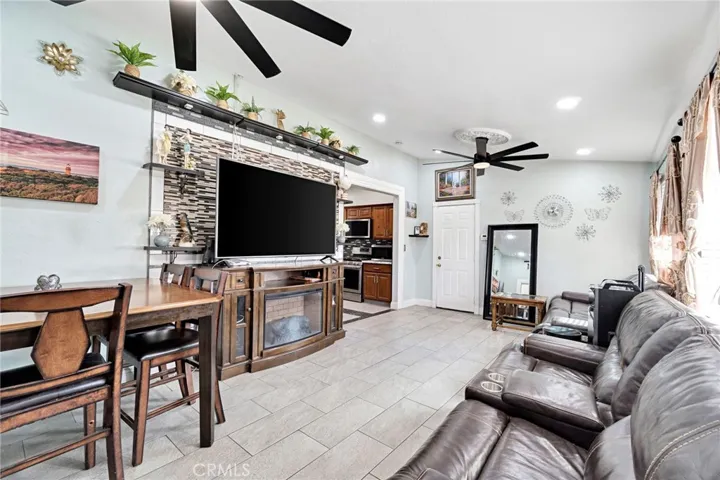 3336 N Lafayette, Fresno, California 93705