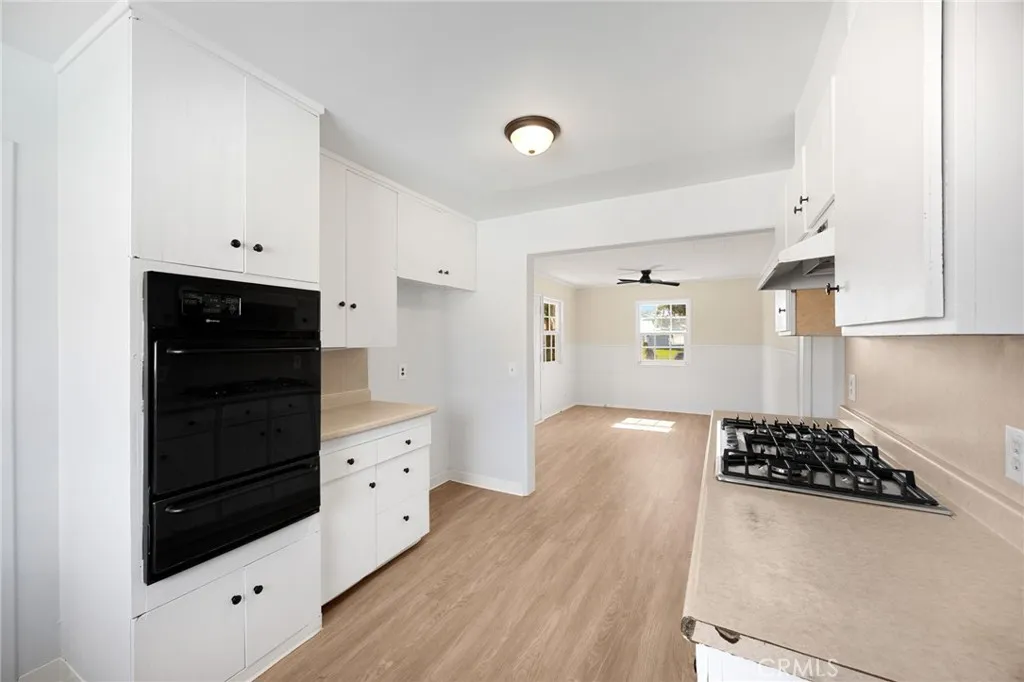 1207 W Woodcrest, Fullerton, California 92833 home-pic-11
