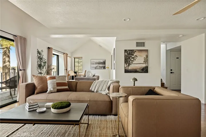 4 Village B, Lake Arrowhead, California 92352