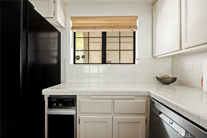 4 Village B, Lake Arrowhead, California 92352