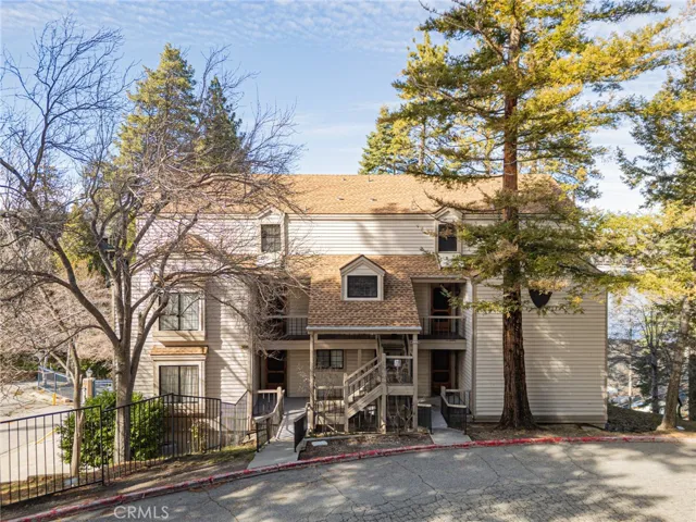 4 Village B, Lake Arrowhead, California 92352