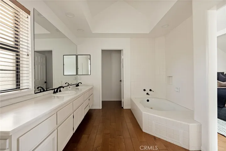4 Village B, Lake Arrowhead, California 92352