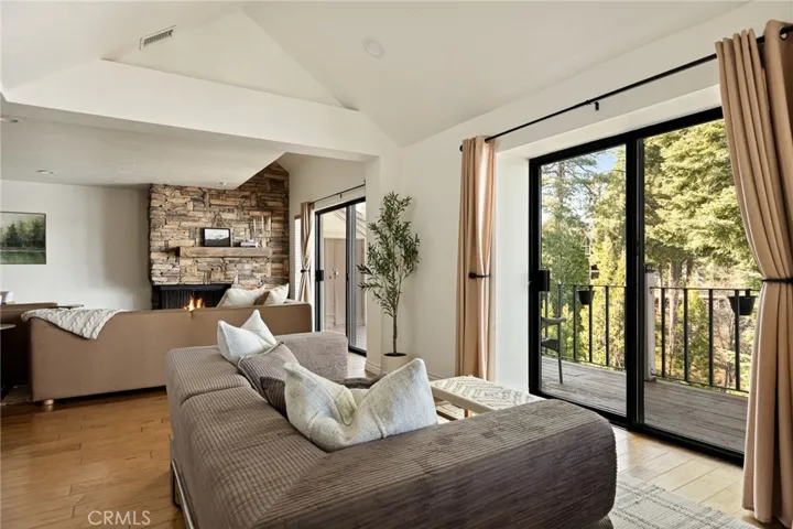 4 Village B, Lake Arrowhead, California 92352