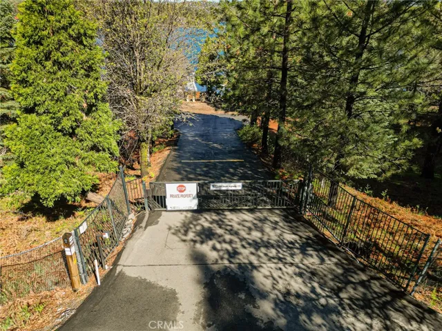 4 Village B, Lake Arrowhead, California 92352