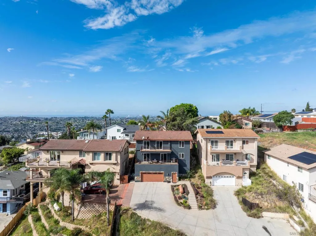1626 La Presa Ave, Spring Valley, California 91977 home-pic-34