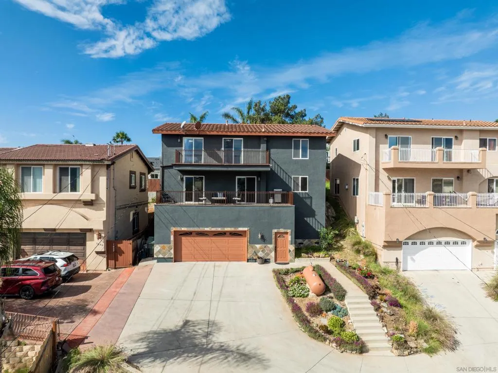 1626 La Presa Ave, Spring Valley, California 91977 home-pic-2