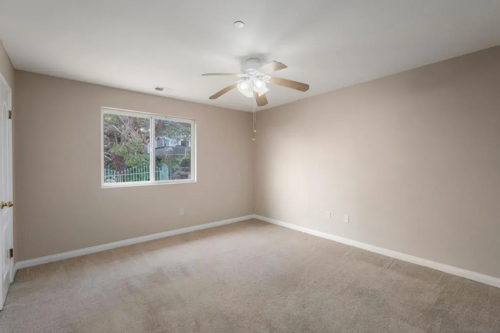 1626 La Presa Ave, Spring Valley, California 91977 home-pic-32
