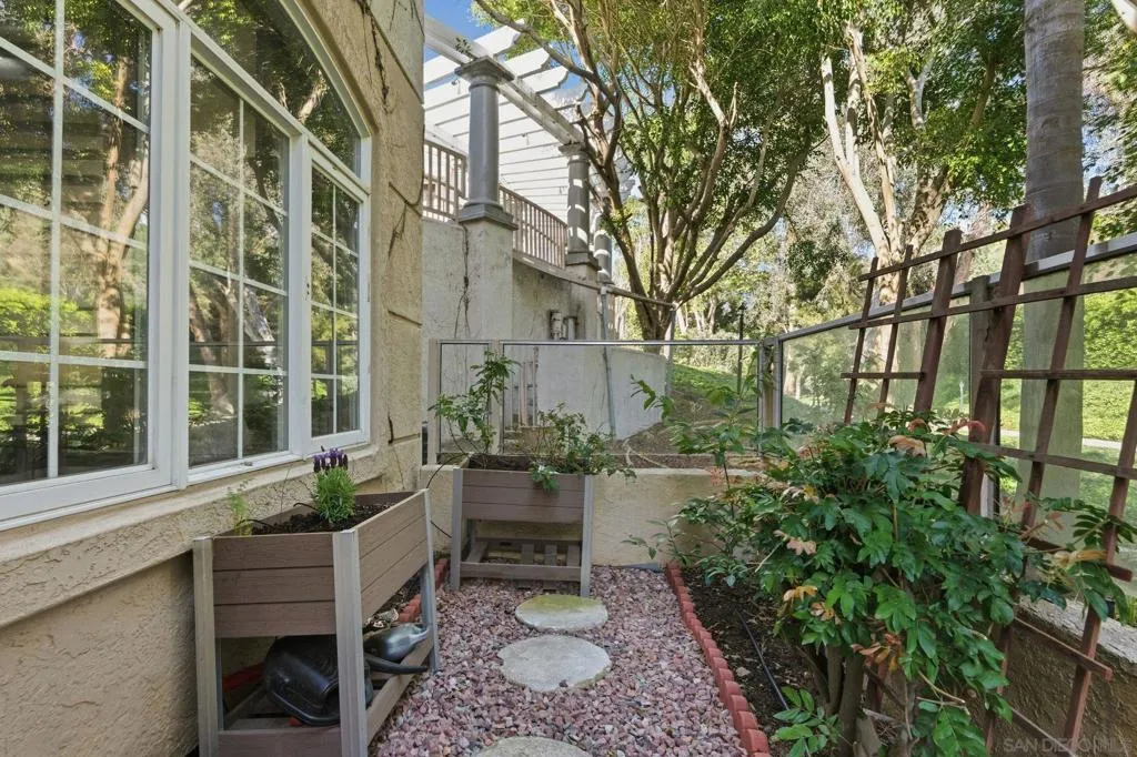 2842 Torrey Pines Rd, La Jolla, California 92037 home-pic-27