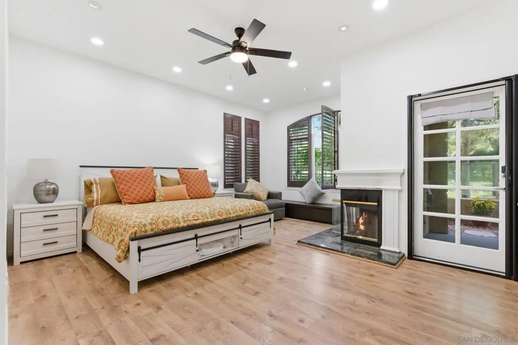 2842 Torrey Pines Rd, La Jolla, California 92037 home-pic-29