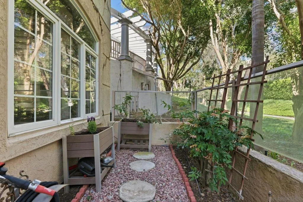 2842 Torrey Pines Rd, La Jolla, California 92037 home-pic-26