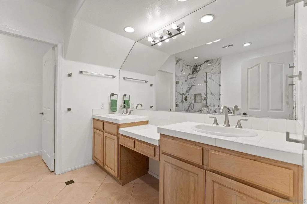 2842 Torrey Pines Rd, La Jolla, California 92037 home-pic-39