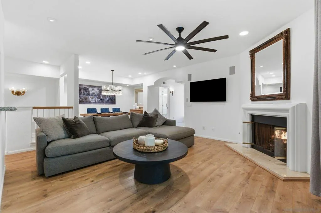 2842 Torrey Pines Rd, La Jolla, California 92037 home-pic-1