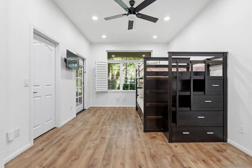 2842 Torrey Pines Rd, La Jolla, California 92037 home-pic-33