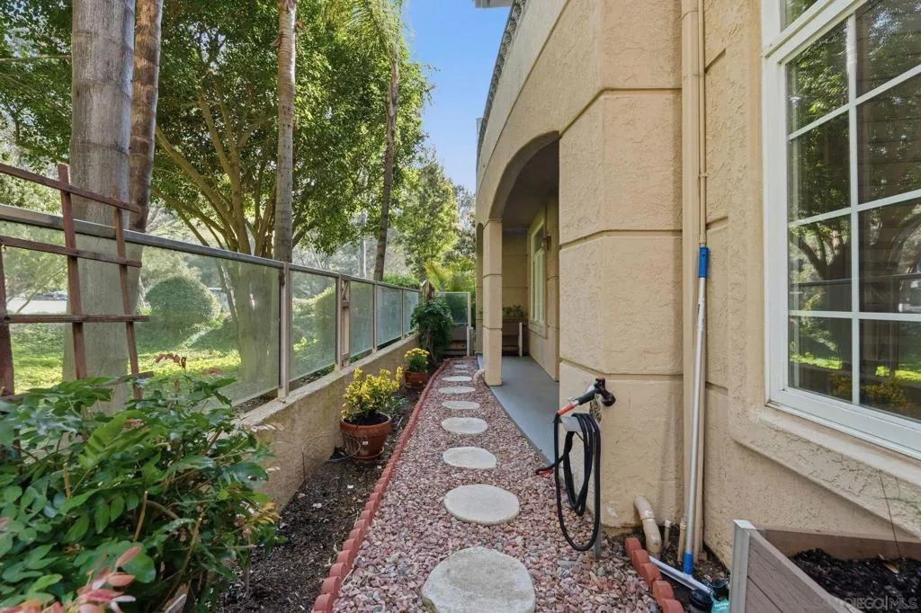 2842 Torrey Pines Rd, La Jolla, California 92037 home-pic-28