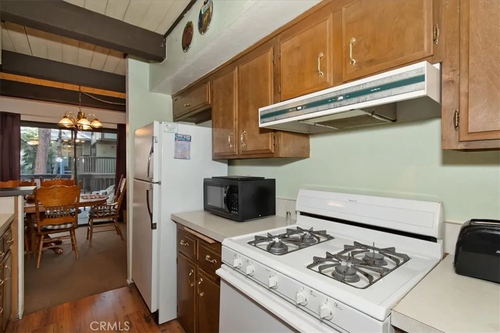 41935 Switzerland 52, Big Bear Lake, California 92315 home-pic-14