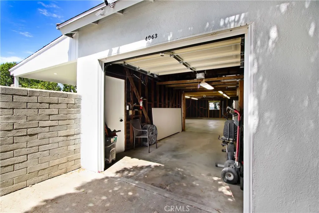 4061 Maplewood Pl, Riverside, California 92506 home-pic-32