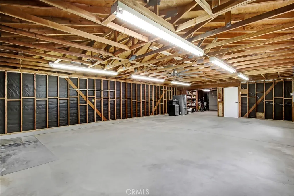 4061 Maplewood Pl, Riverside, California 92506 home-pic-29