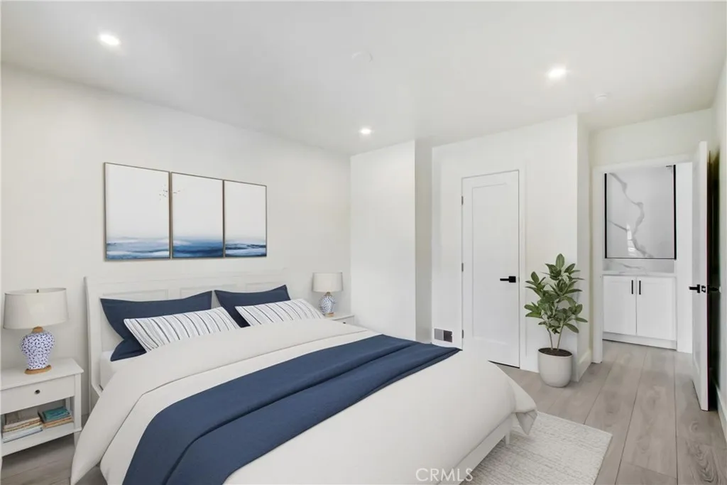 4061 Maplewood Pl, Riverside, California 92506 home-pic-21