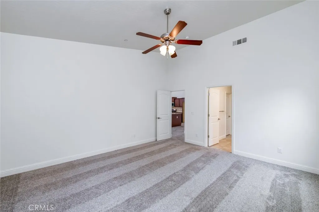 6808 W Lucas, Fresno, California 93722 home-pic-21