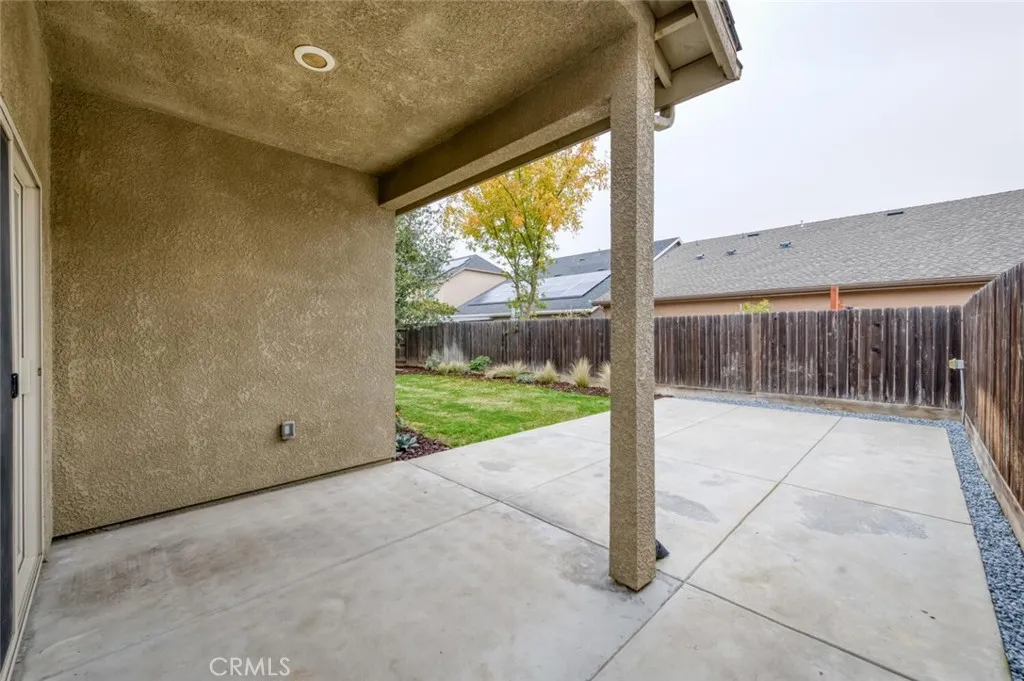6808 W Lucas, Fresno, California 93722 home-pic-25