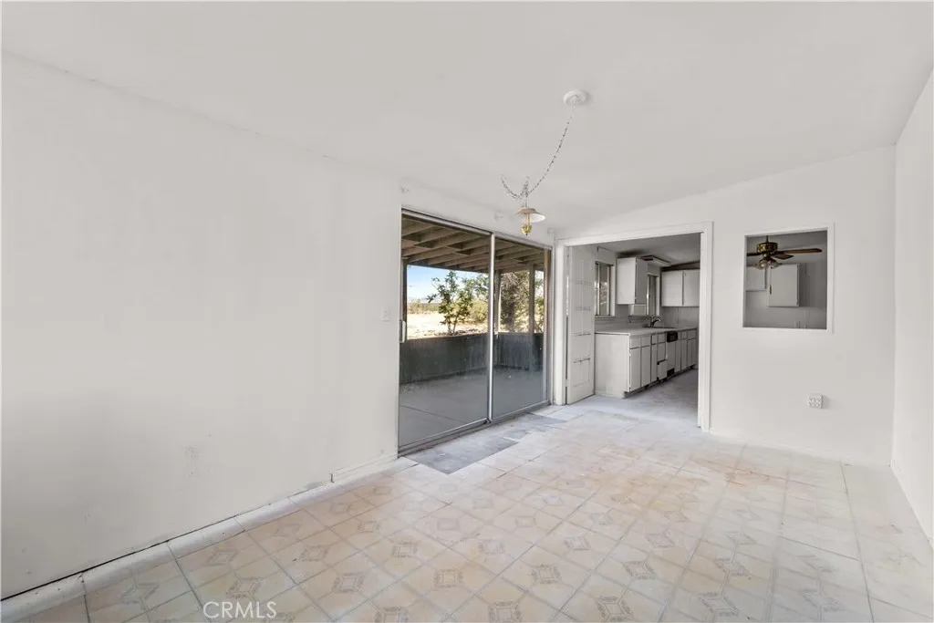 9635 Anza Trail, Lucerne Valley, California 92356 home-pic-10
