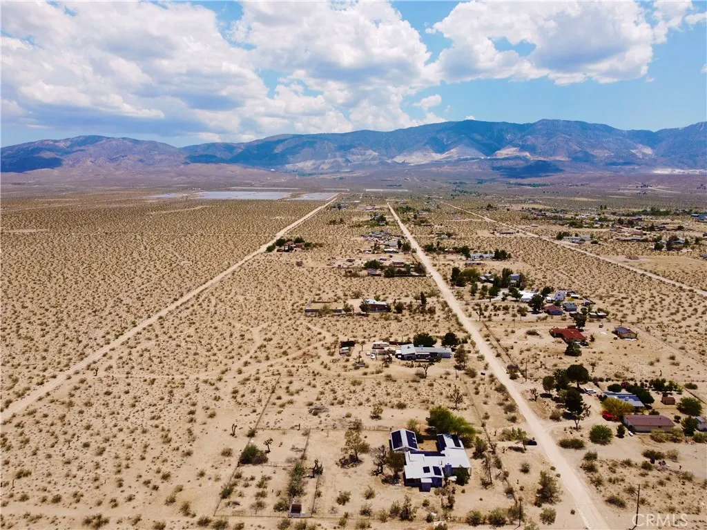 9635 Anza Trail, Lucerne Valley, California 92356 home-pic-22