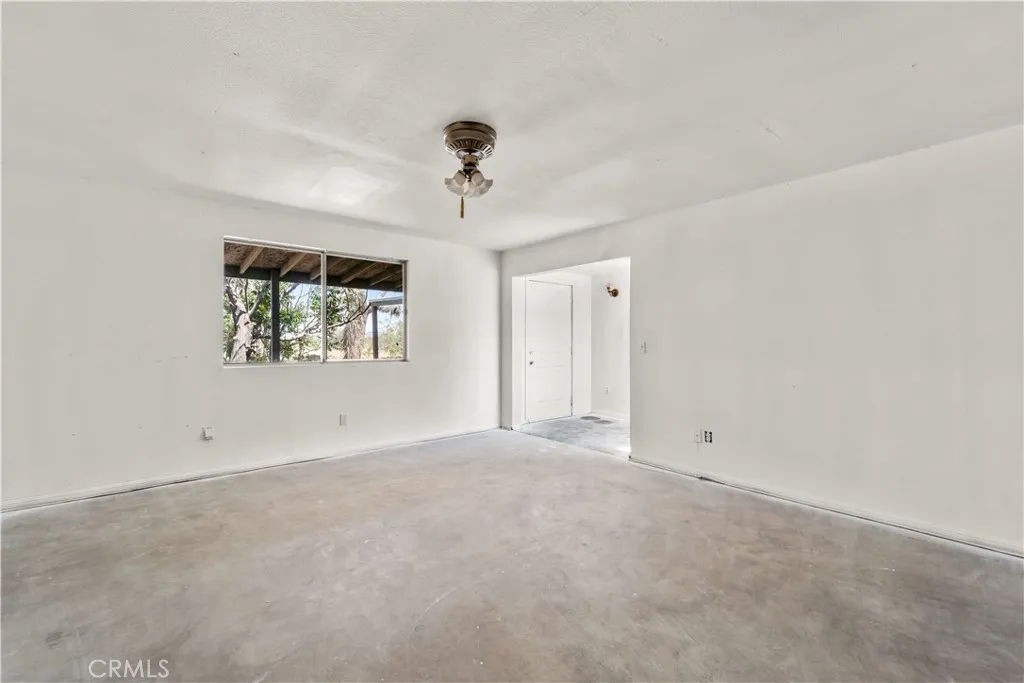 9635 Anza Trail, Lucerne Valley, California 92356 home-pic-12