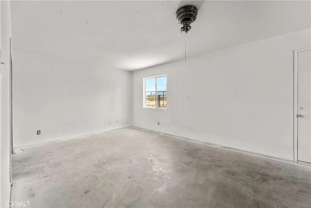 9635 Anza Trail, Lucerne Valley, California 92356 home-pic-15