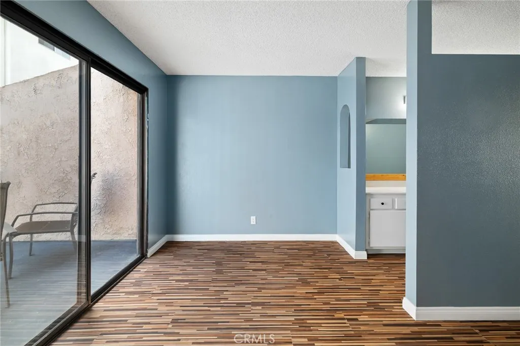 13534 Cordary Avenue 14, Hawthorne, California 90250 home-pic-22