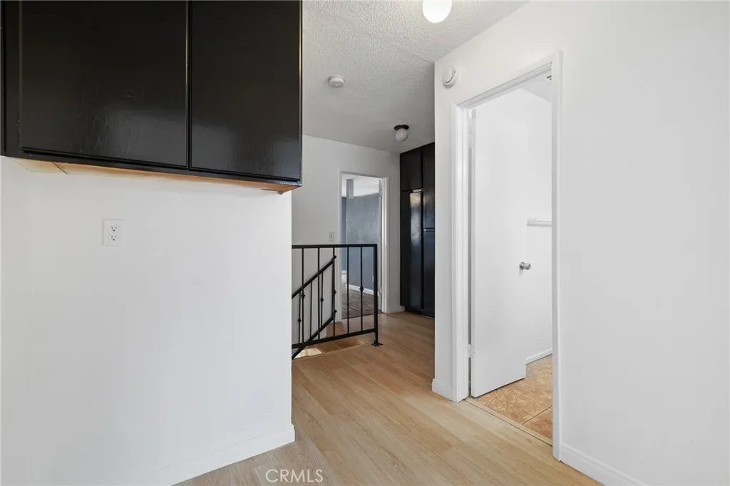 13534 Cordary Avenue 14, Hawthorne, California 90250 home-pic-18