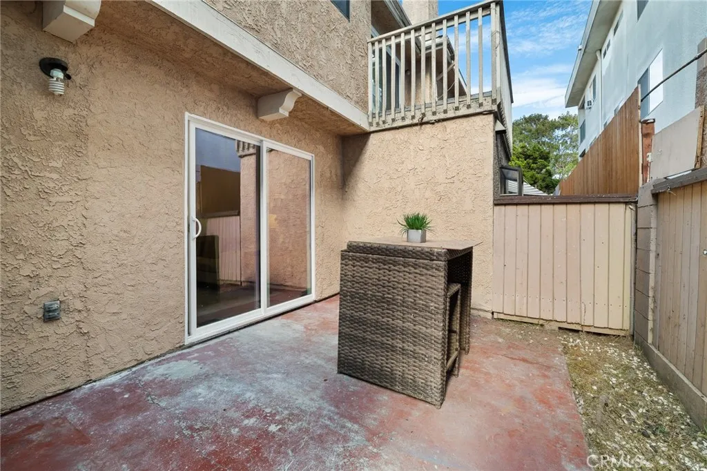 13534 Cordary Avenue 14, Hawthorne, California 90250 home-pic-34