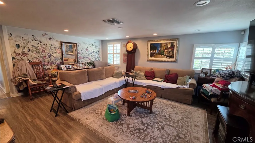 1642 Fourth Street, Norco, California 92860 home-pic-22