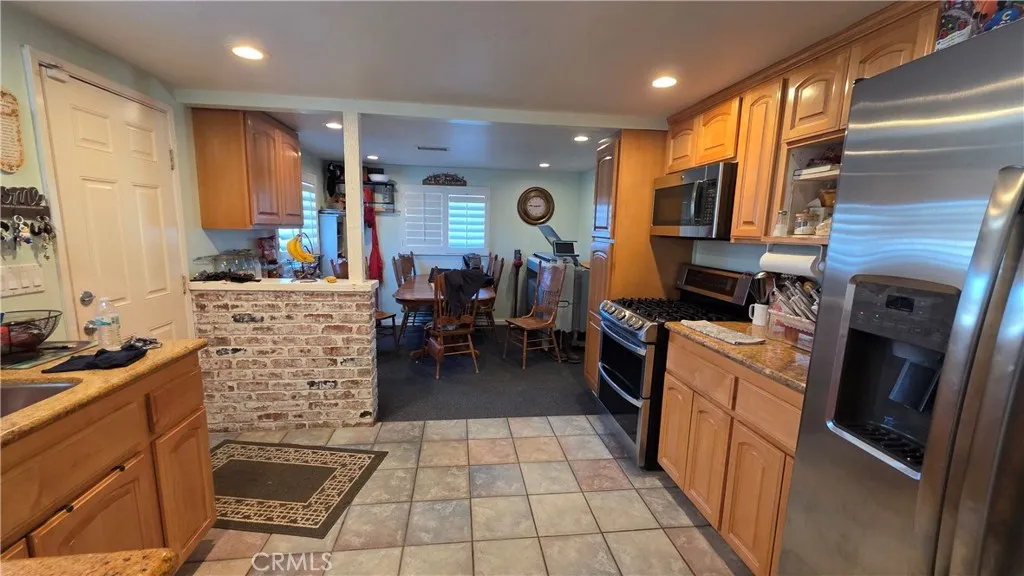 1642 Fourth Street, Norco, California 92860 home-pic-18