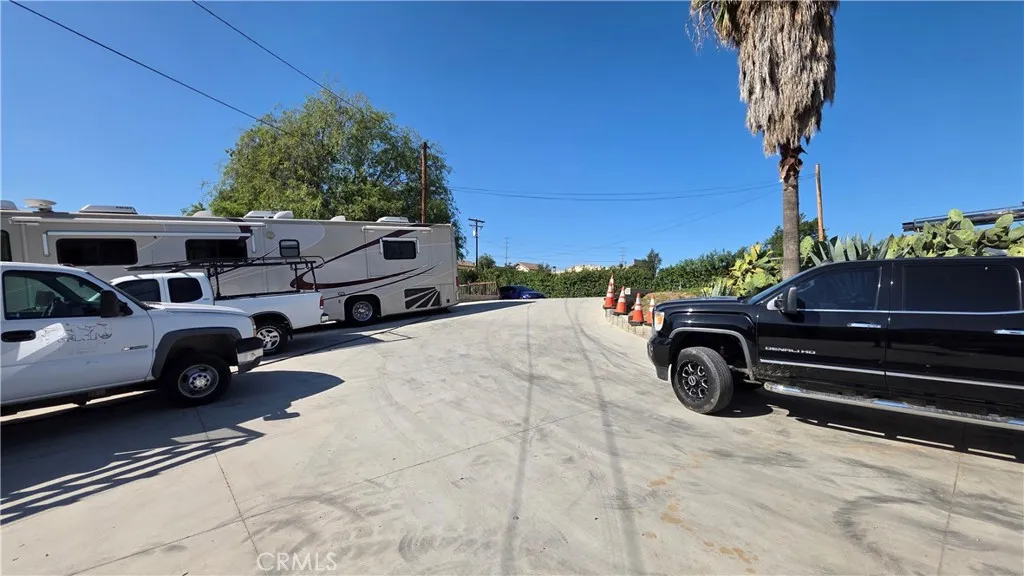 1642 Fourth Street, Norco, California 92860 home-pic-4
