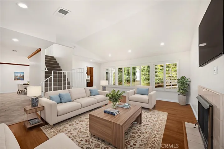 Virtual Staging - Living Room - Style Three