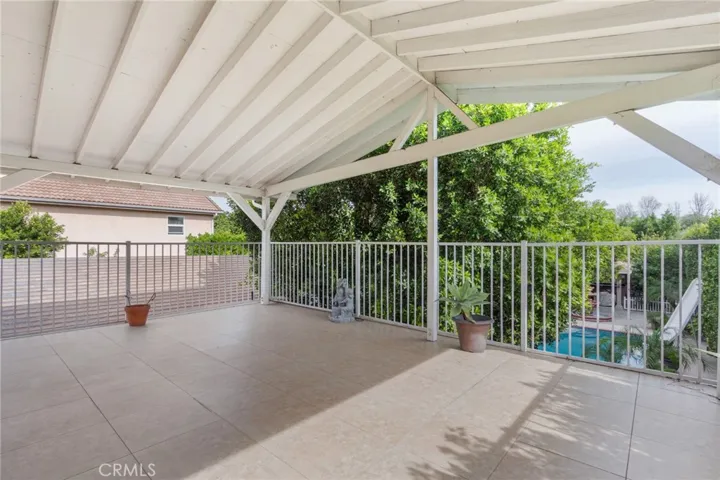 9340 Burnet Ave, North Hills, California 91343