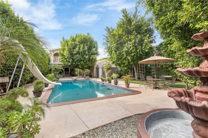 9340 Burnet Ave, North Hills, California 91343