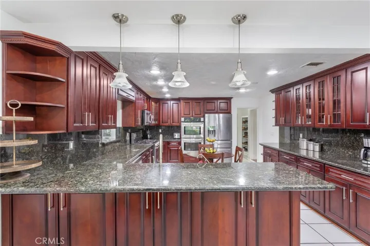 9340 Burnet Ave, North Hills, California 91343