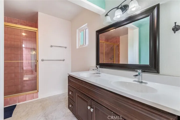 9340 Burnet Ave, North Hills, California 91343