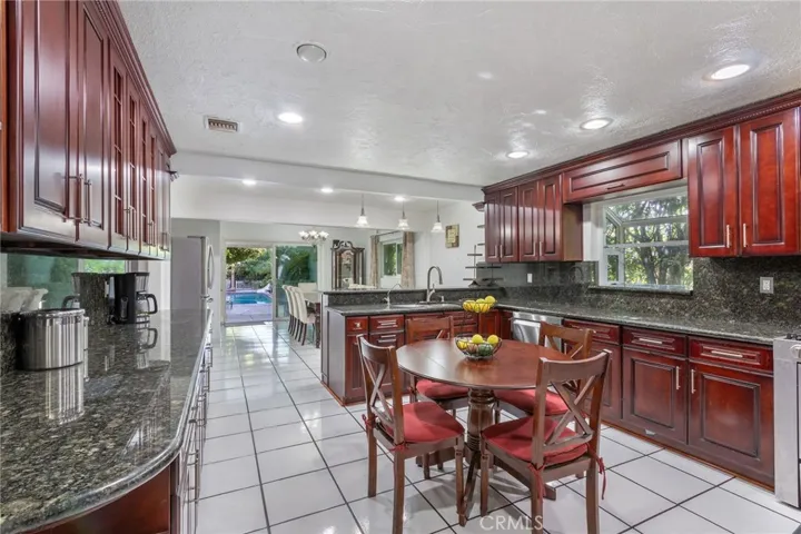 9340 Burnet Ave, North Hills, California 91343