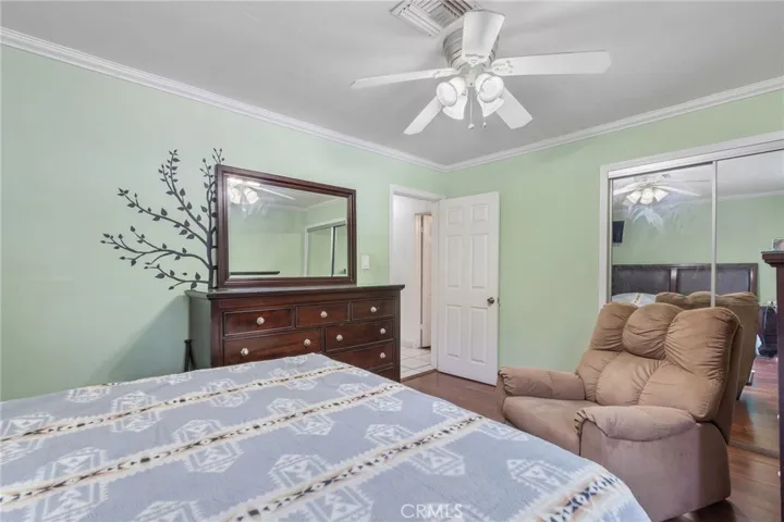 9340 Burnet Ave, North Hills, California 91343