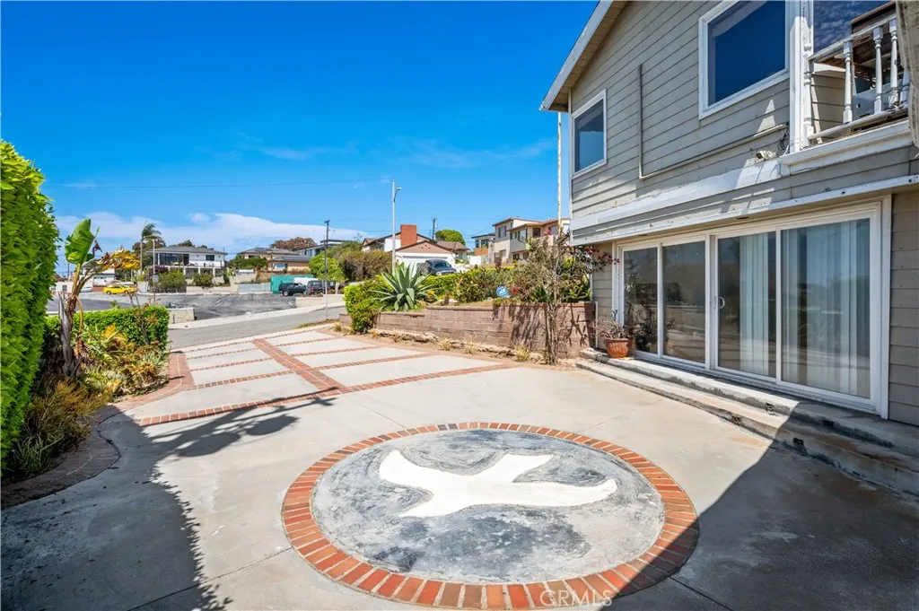 304 Avenue E, Redondo Beach, California 90277 home-pic-9